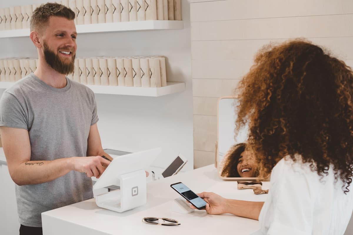 Global E-Commerce Hub